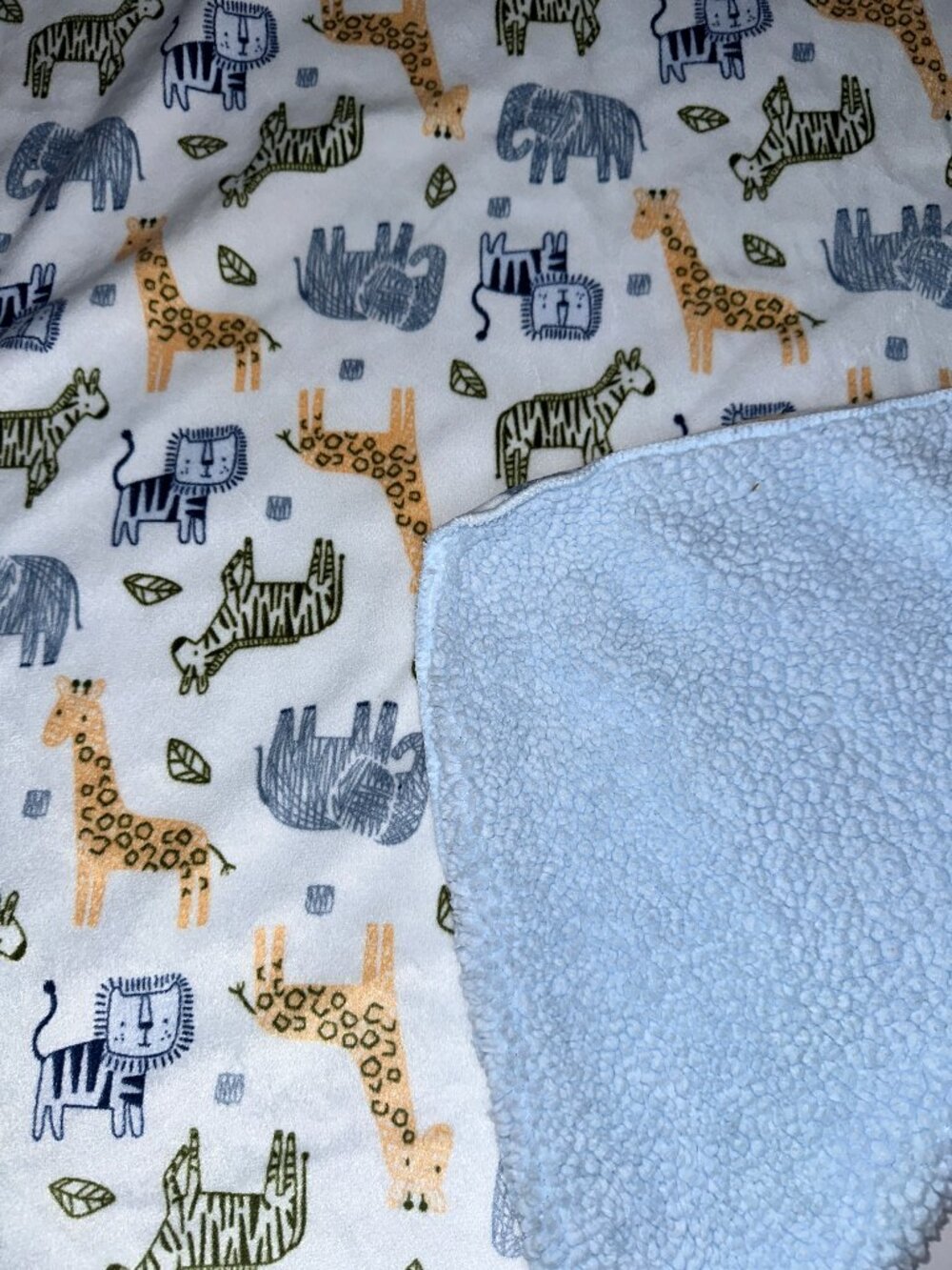Chick Pea Baby Blanket White Jungle Zebra Elephant Giraffe Plush Blue Sherpa